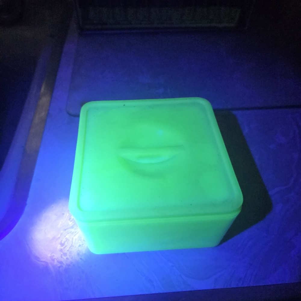 Green Square Container - Picture 3 of 9